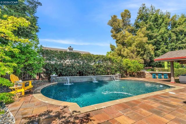 1174 Central Ave, Livermore, CA 94551