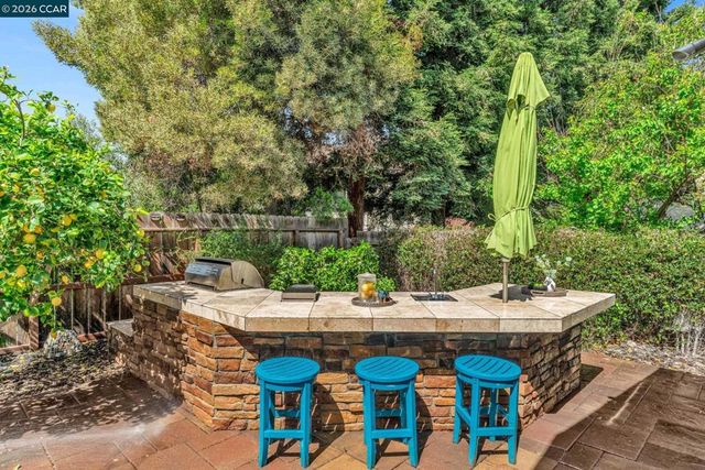 1174 Central Ave, Livermore, CA 94551