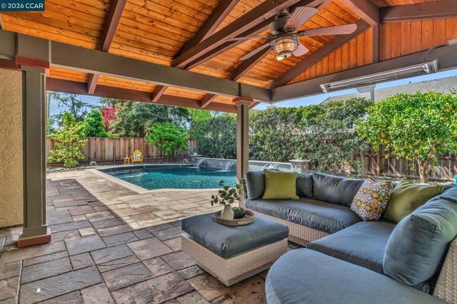 1174 Central Ave, Livermore, CA 94551