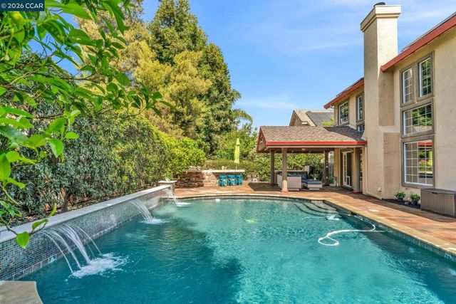 1174 Central Ave, Livermore, CA 94551