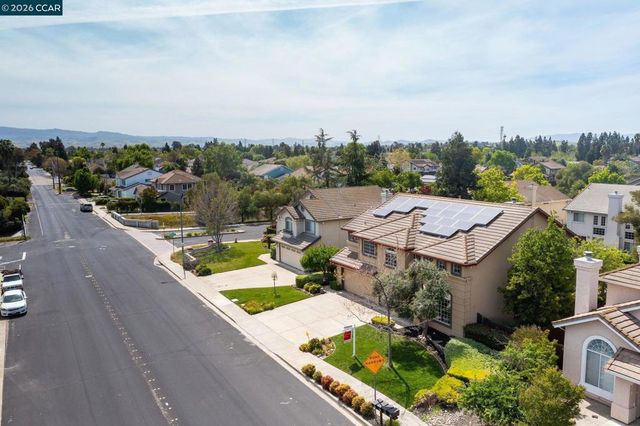 1174 Central Ave, Livermore, CA 94551