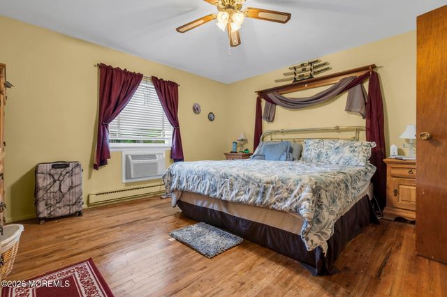 65 B Kennedy Drive B, Whiting, NJ 08759