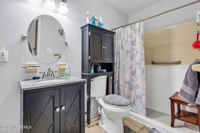 65 B Kennedy Drive B, Whiting, NJ 08759