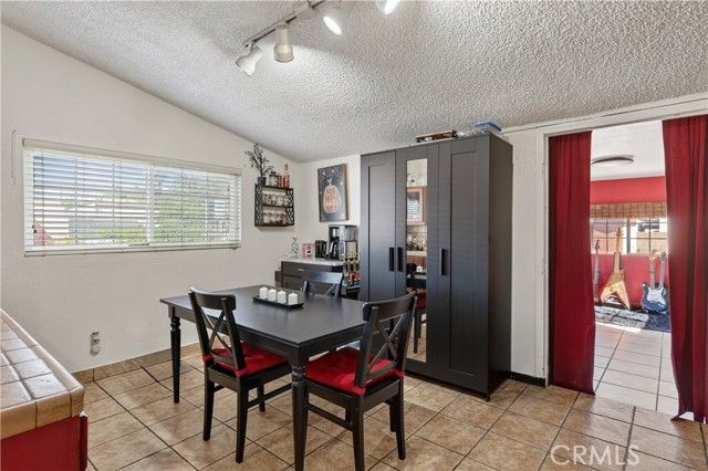 606 N Park, Pomona, CA 91768