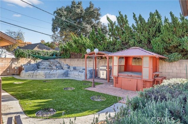 606 N Park, Pomona, CA 91768