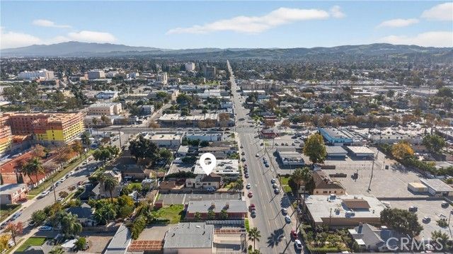 606 N Park, Pomona, CA 91768