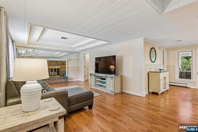 3 Beech Court, Hardyston, NJ 07460