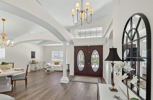 8215 MYRTLE POINT WAY, Tampa, FL 33647