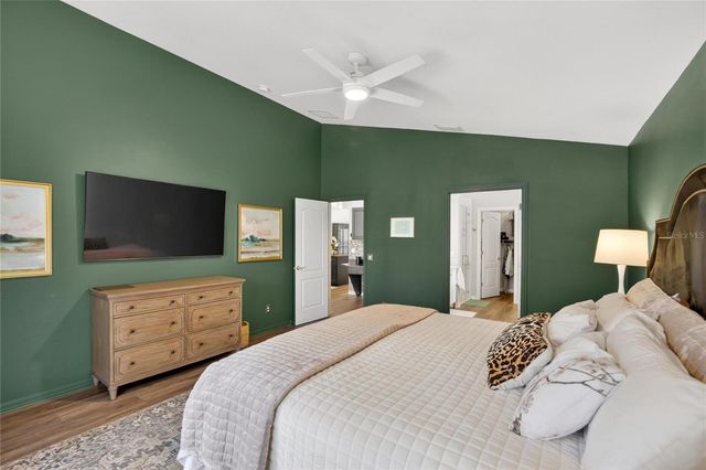 8215 MYRTLE POINT WAY, Tampa, FL 33647