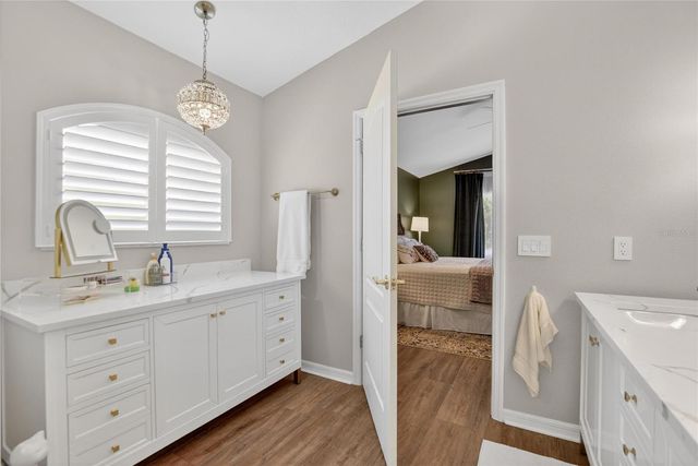 8215 MYRTLE POINT WAY, Tampa, FL 33647