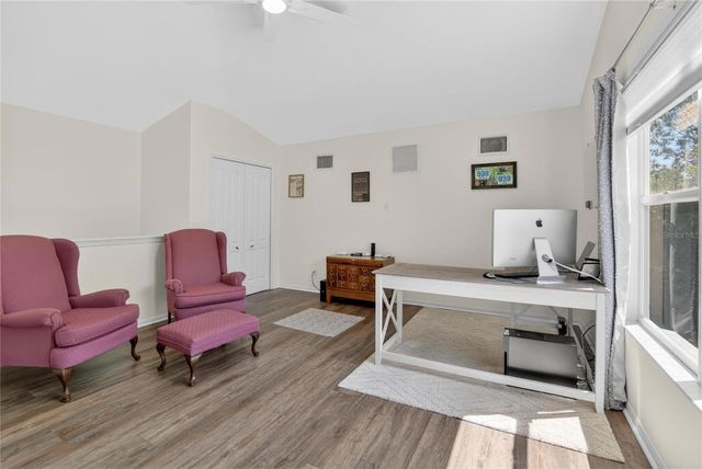 8215 MYRTLE POINT WAY, Tampa, FL 33647