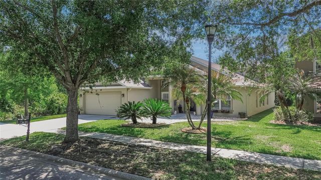 8215 MYRTLE POINT WAY, Tampa, FL 33647