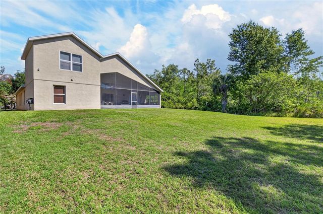 8215 MYRTLE POINT WAY, Tampa, FL 33647