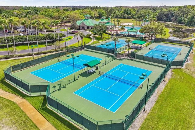 8215 MYRTLE POINT WAY, Tampa, FL 33647