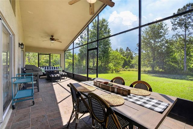 8215 MYRTLE POINT WAY, Tampa, FL 33647