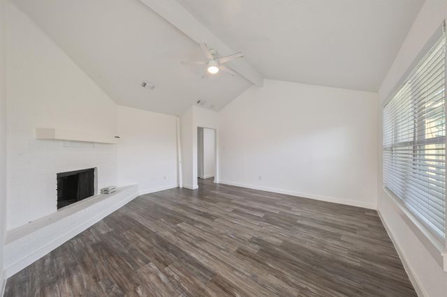 7003 Rockergate Drive, Missouri City, TX 77459