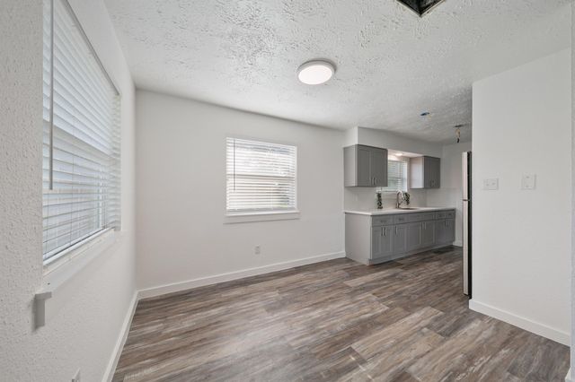 7003 Rockergate Drive, Missouri City, TX 77459
