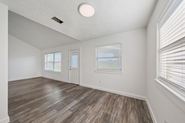 7003 Rockergate Drive, Missouri City, TX 77459
