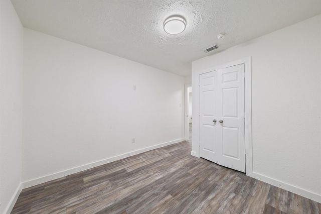 7003 Rockergate Drive, Missouri City, TX 77459