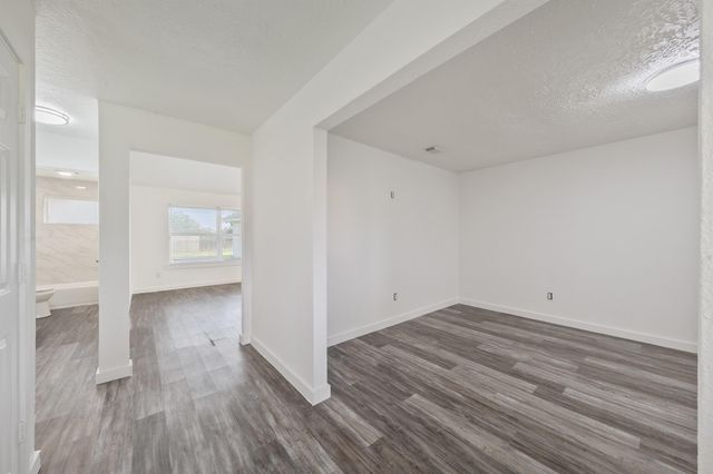 7003 Rockergate Drive, Missouri City, TX 77459