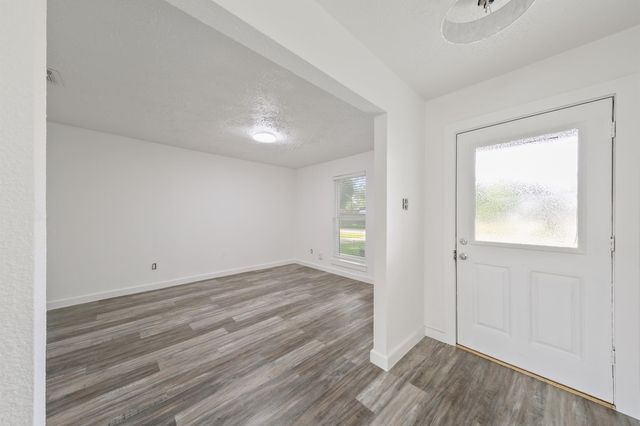 7003 Rockergate Drive, Missouri City, TX 77459