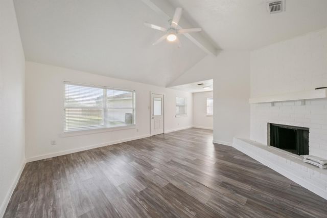 7003 Rockergate Drive, Missouri City, TX 77459