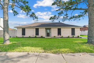 7003 Rockergate Drive, Missouri City, TX 77459