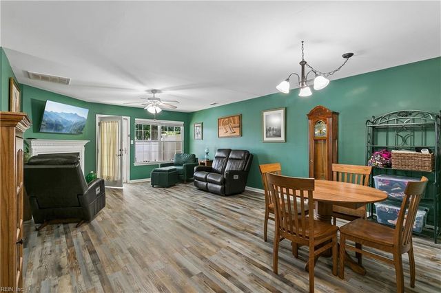 439 Revolution LN, Newport News, VA 23608