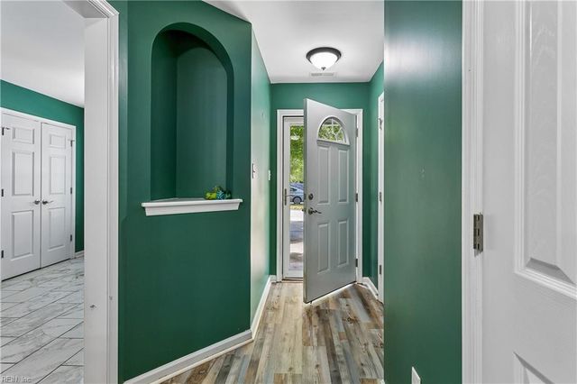 439 Revolution LN, Newport News, VA 23608
