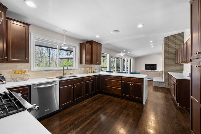 7201 Bingham Road, Bloomfield Hills, MI 48301