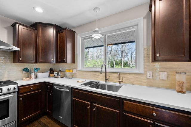 7201 Bingham Road, Bloomfield Hills, MI 48301