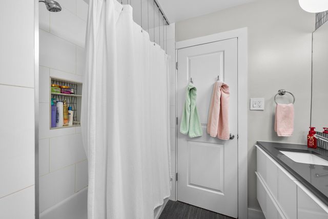 7201 Bingham Road, Bloomfield Hills, MI 48301