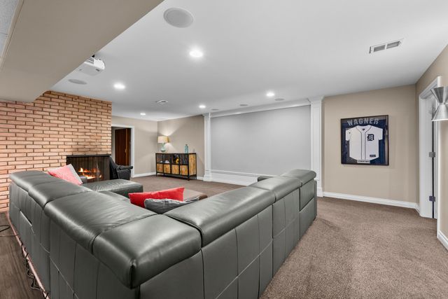 7201 Bingham Road, Bloomfield Hills, MI 48301