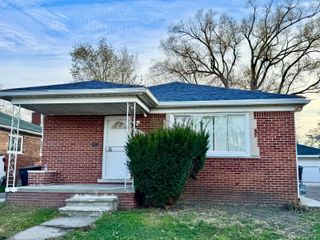7140 Iowa Street, Detroit, MI 48212