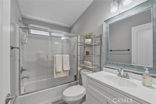 32015 Quartz, Castaic, CA 91384