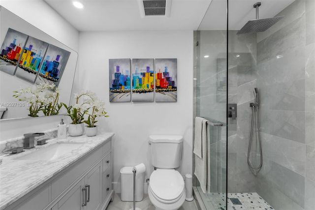 1350 SW 122nd Avenue 415, Miami, FL 33184