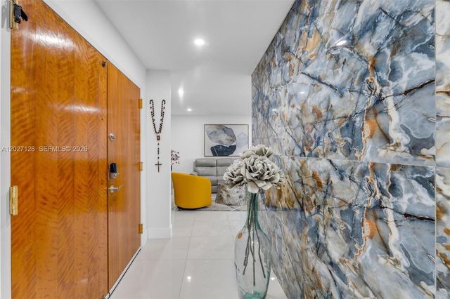 1350 SW 122nd Avenue 415, Miami, FL 33184