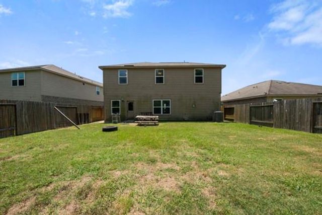 1327 Diamond Drape Drive, Rosharon, TX 77583