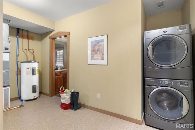 3773 Dunne Spring Road, Washington, MO 63090