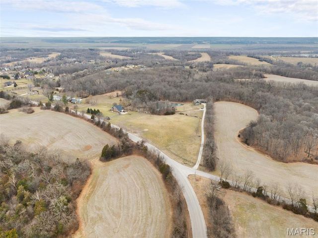 3773 Dunne Spring Road, Washington, MO 63090