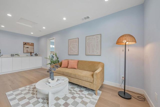 2514 Parkland Court, Santa Clara, CA 95051