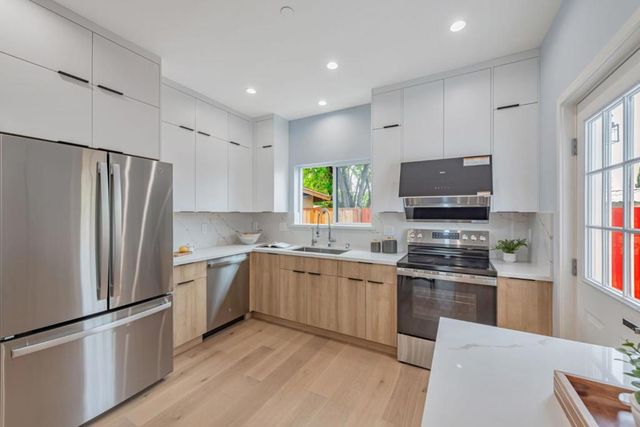 2514 Parkland Court, Santa Clara, CA 95051