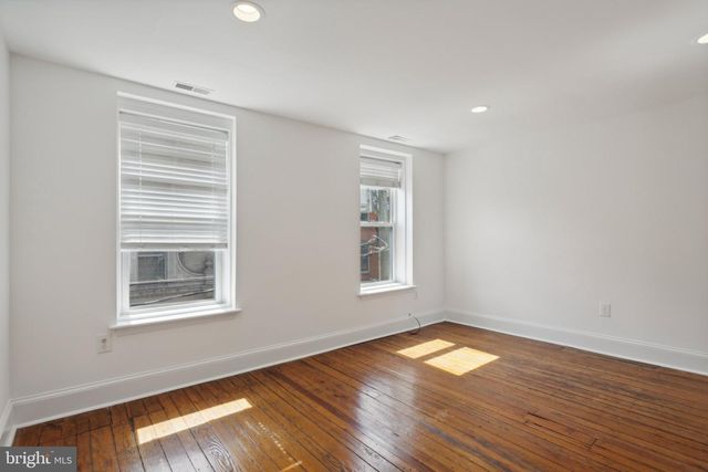 616 S 6TH ST, Philadelphia, PA 19147