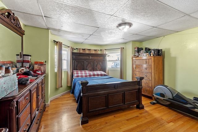 324-326 Broadway, Lawrence, MA 01841