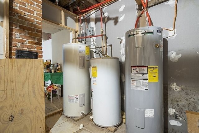 324-326 Broadway, Lawrence, MA 01841