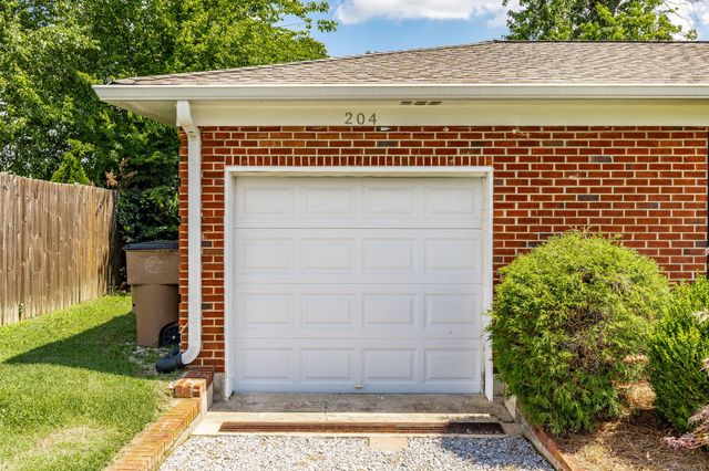 204 Noonan Ct, Nashville, TN 37206