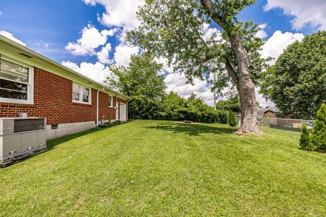 204 Noonan Ct, Nashville, TN 37206