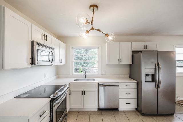 204 Noonan Ct, Nashville, TN 37206