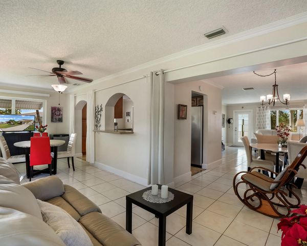 4712 Mainland Drive, Tamarac, FL 33319