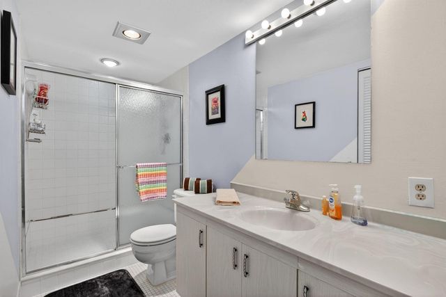3002 Portofino Isle E3, Coconut Creek, FL 33066